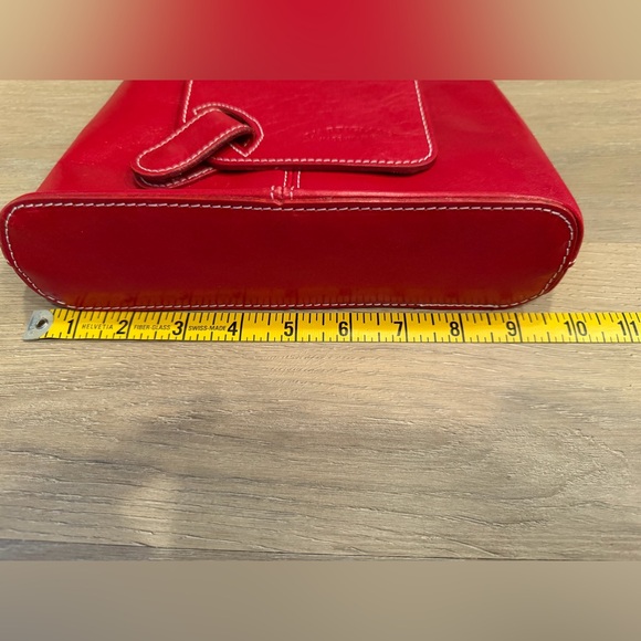 Vibrant Red Leather Crossbody Bag with Glossy Finish - Picture 11 of 14